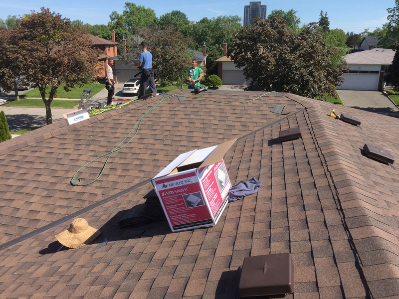  Roofing contractors and what to look for when choosing yours